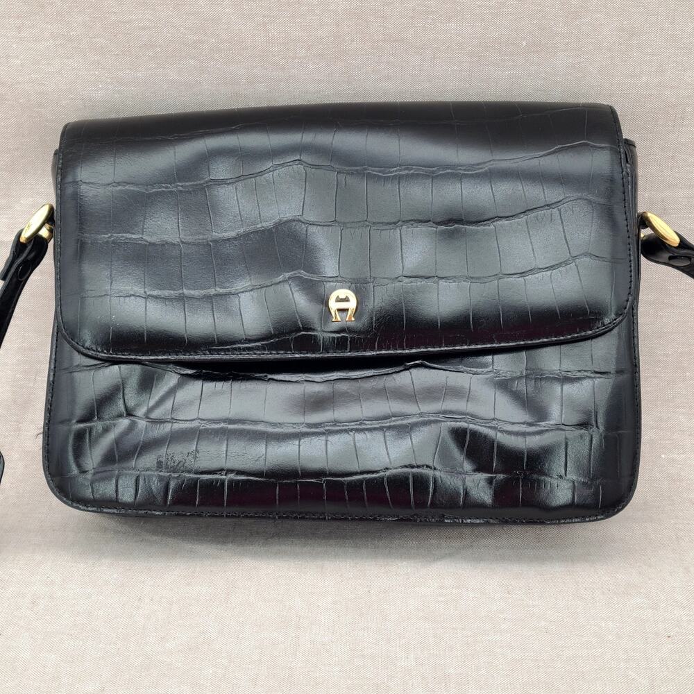 Etienne Aigner Purse Rare Vintage Small Crocodile Pattern Patent Leather Handbag